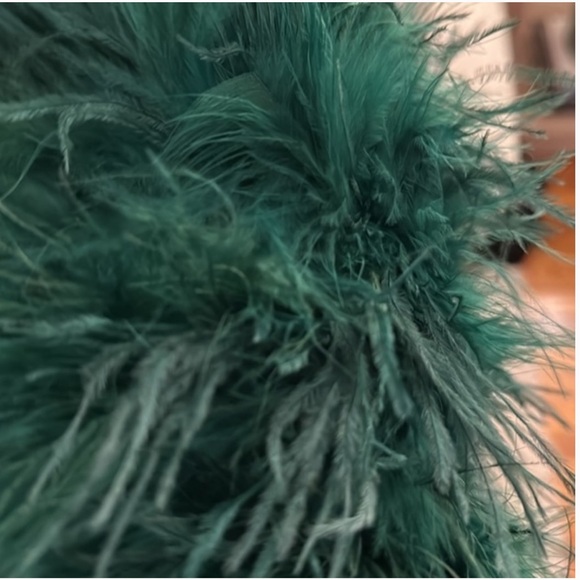 12th Tribe CHANEL EMERALD FAUX FEATHER TOP, Sz Small NWT - Picture 12 of 12